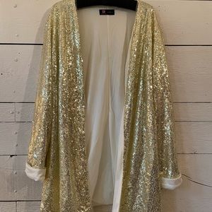 Anyone going to Mardi Gras? Perfect gold sequin blazer